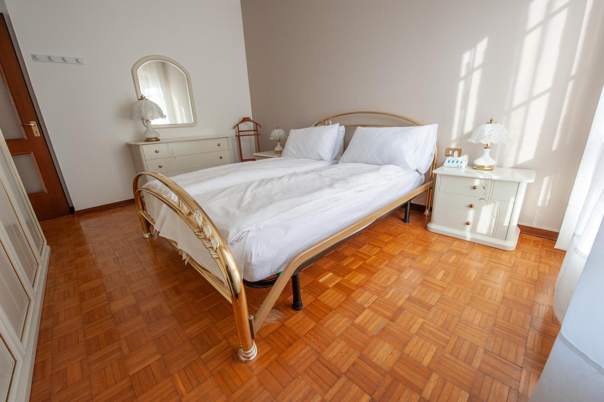 Casa Del Pordenone Apartment Cortemaggiore Bagian luar foto
